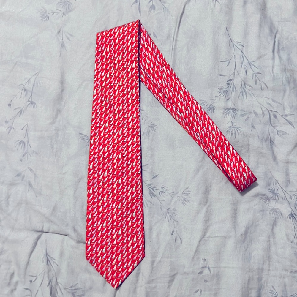 SALVATORE FERRAGAMO SILK TIE Red